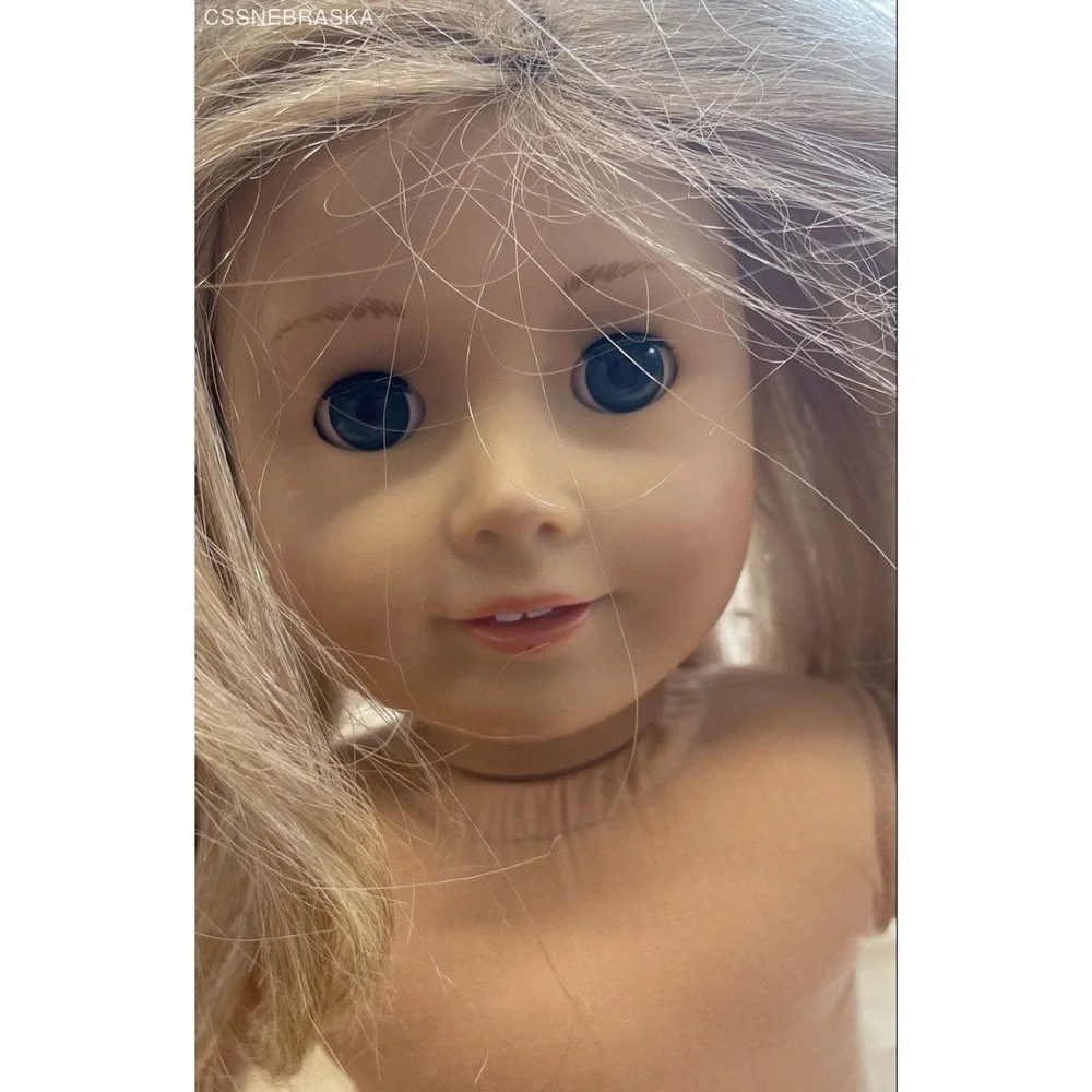 American Girl 18 Inch Doll Blonde Hair Blue Eyes 2014 FFW00 With Underwear